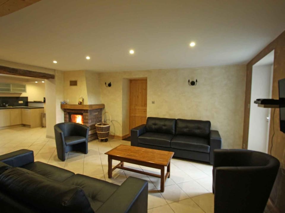 Grande maison avec cheminée, proche nature, idéale pour familles et amis, animaux admis. - FR-1-589-229 House in Vosges