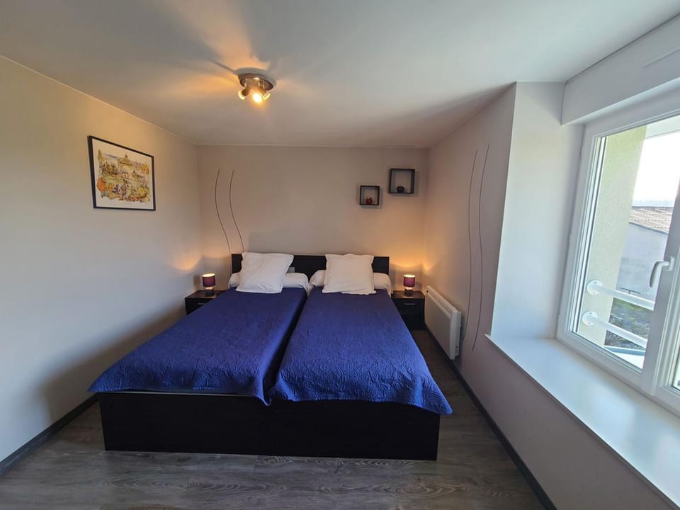 Maison de Charme avec Spa et Véranda - Proche Thermes de Vittel et Cité des Images - FR-1-589-252 House in Vosges