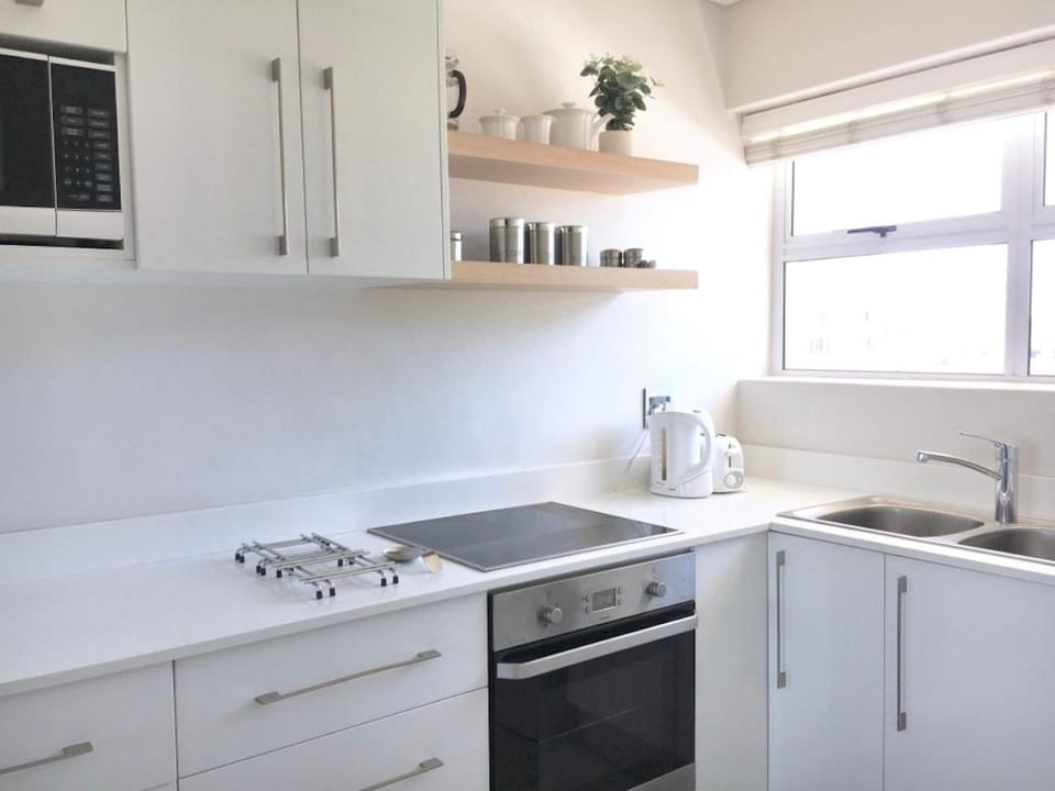 Atlantic Cascade with Parking Apartment in Cape Town
