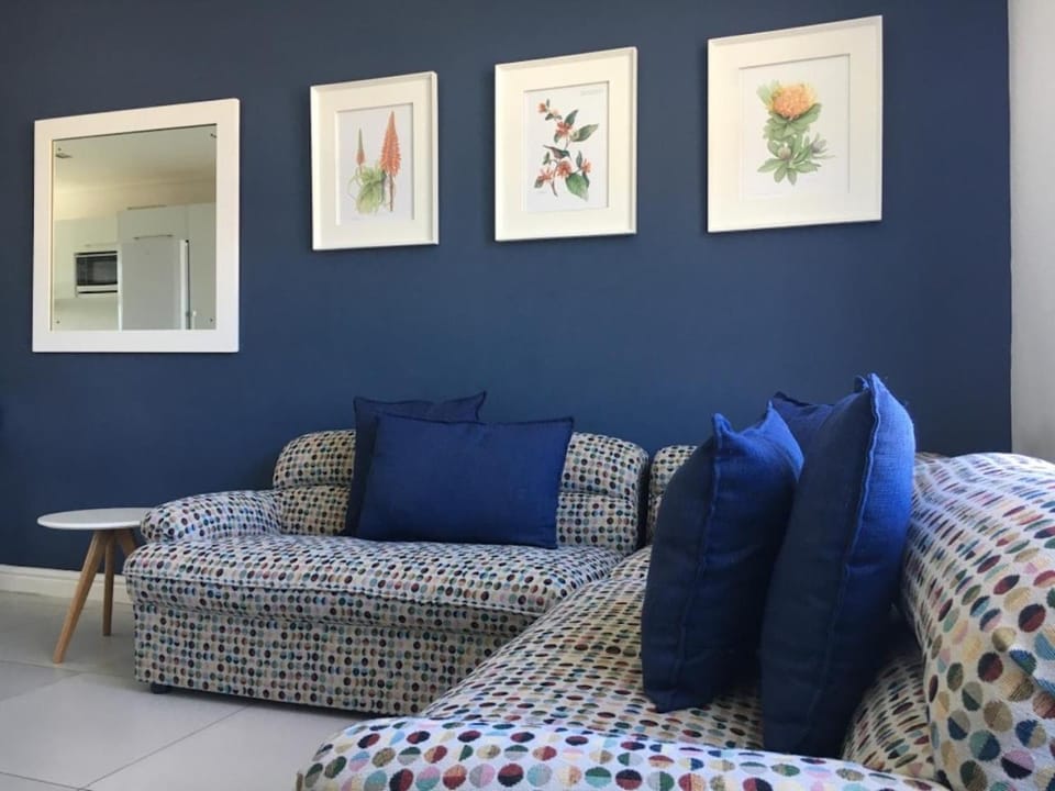 Atlantic Cascade with Parking Apartment in Cape Town
