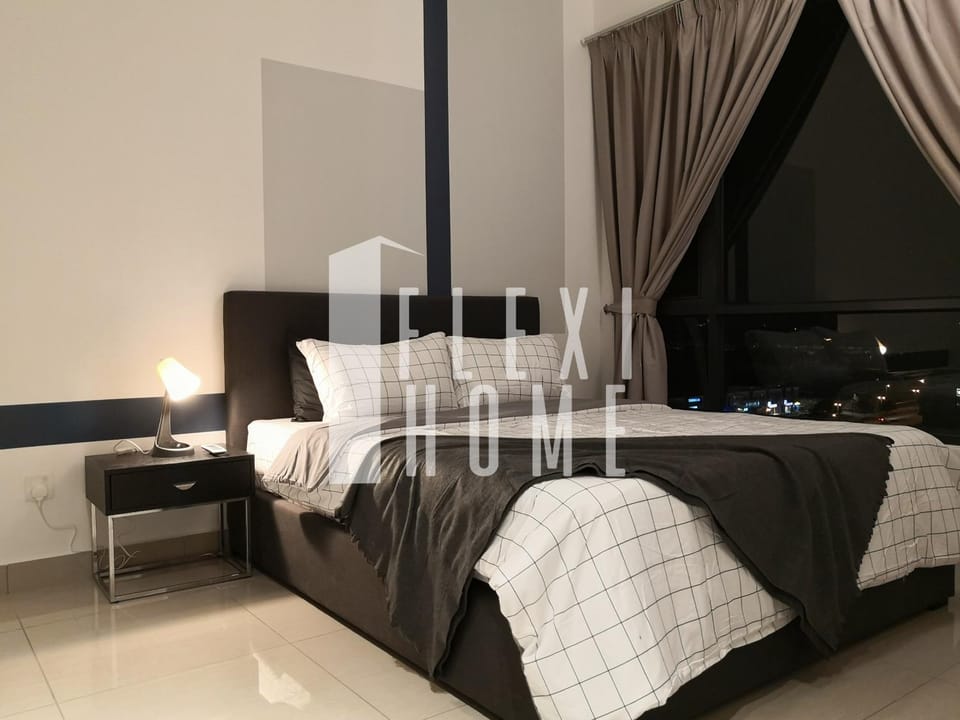 Bed, Bedroom, City view