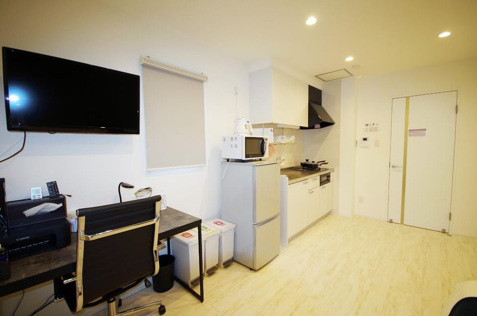 TV and multimedia, Kitchen or kitchenette, Living room, minibar, kitchen