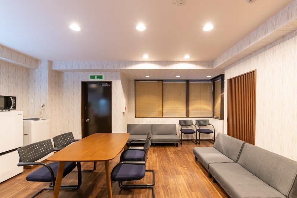 TV and multimedia, Living room, Dining area, kitchen, air conditioner