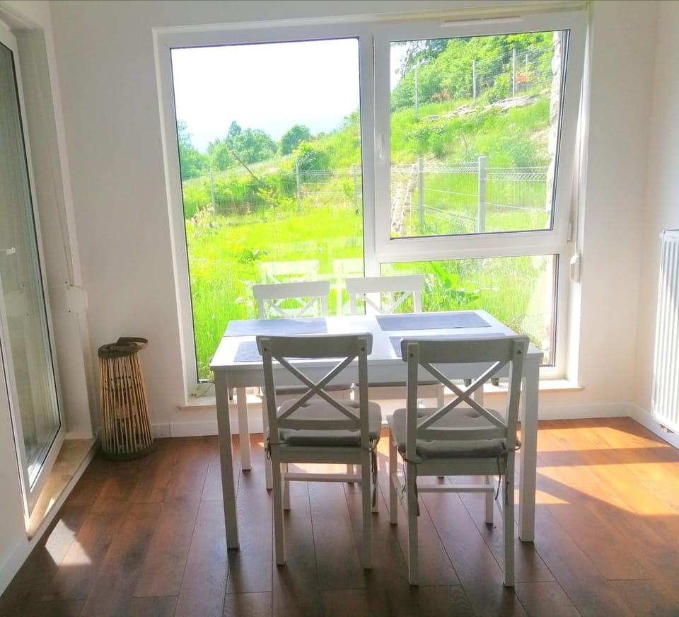 Zacisze Apartment in Lower Silesian Voivodeship