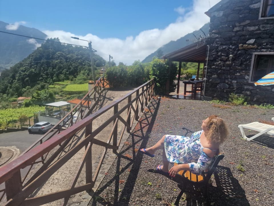 Patio, Patio, Balcony/Terrace, Mountain view