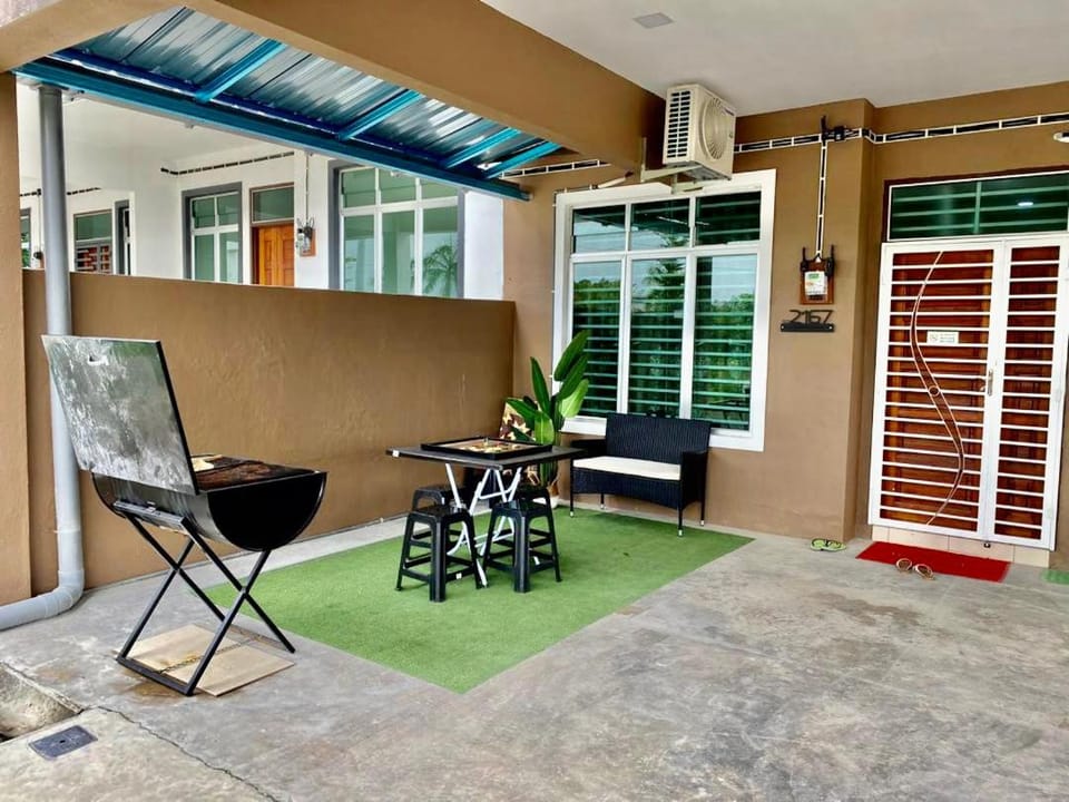 ST2167 Arfa Permata Homestay House in Malaysia
