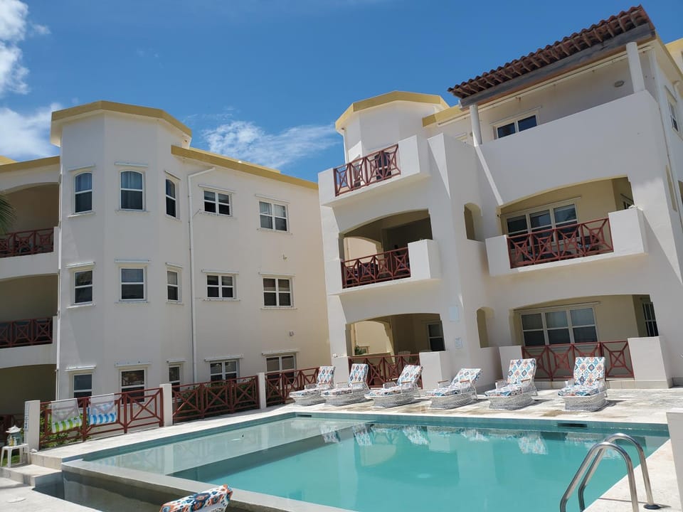 Property building, Patio, View (from property/room), Swimming pool, sunbed