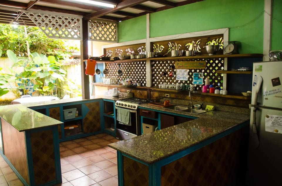 Spanish by the Sea - Bocas Hostel in Bocas del Toro Province