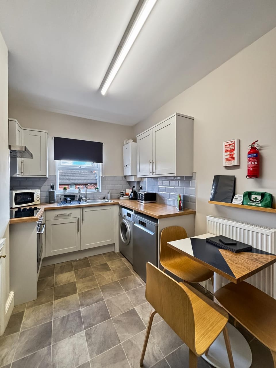 Kitchen or kitchenette, kitchen