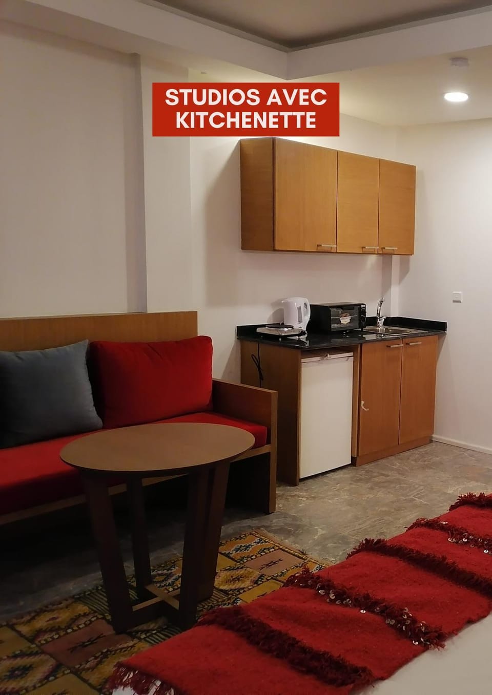 Kitchen or kitchenette, Seating area