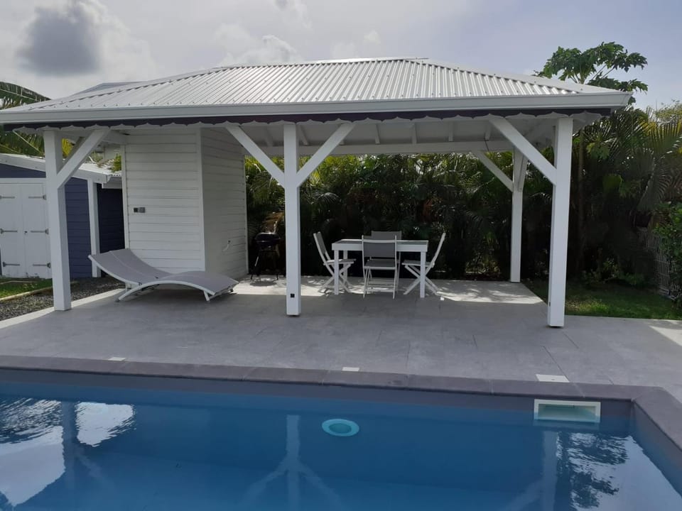 Patio, Day, Pool view, Swimming pool, Swimming pool, sunbed