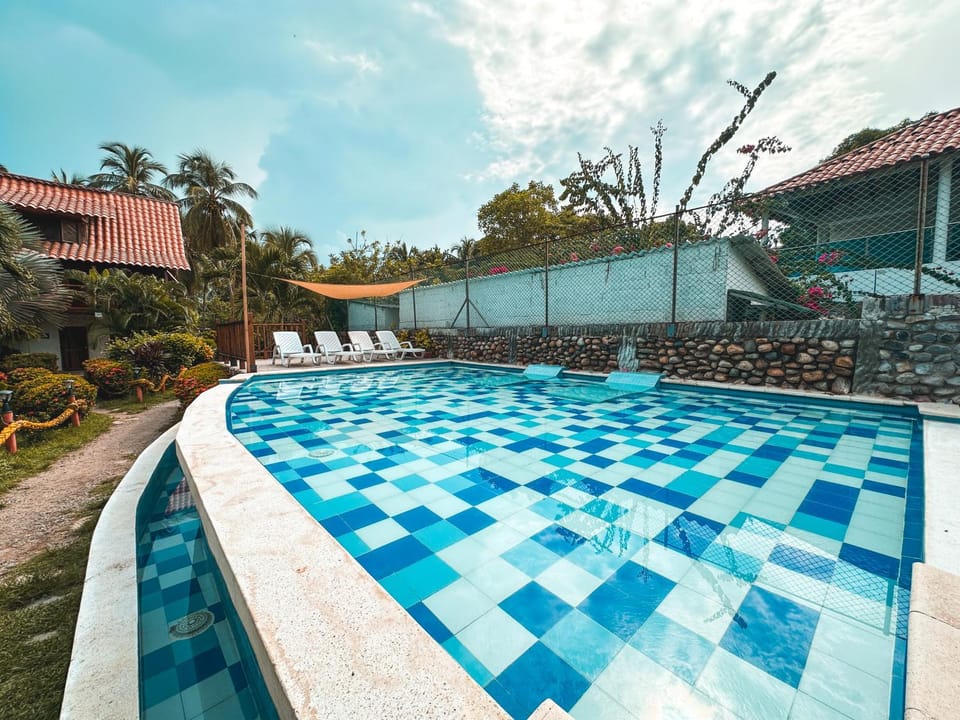 Swimming pool