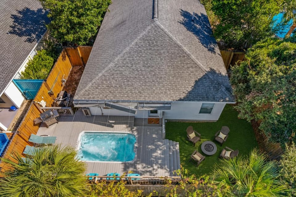 Private SpaPool 4min Walk To Beach Zula Breeze House in Miramar Beach