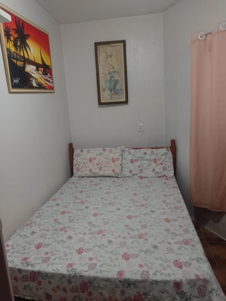 Bed, Bedroom, wardrobe, air conditioner