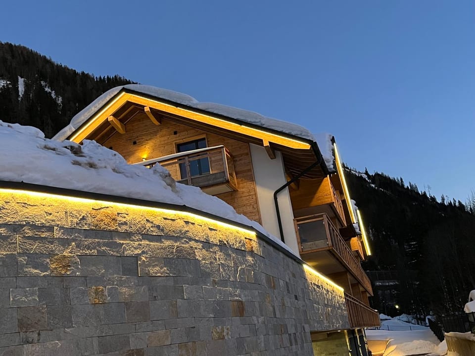 Property building, Winter