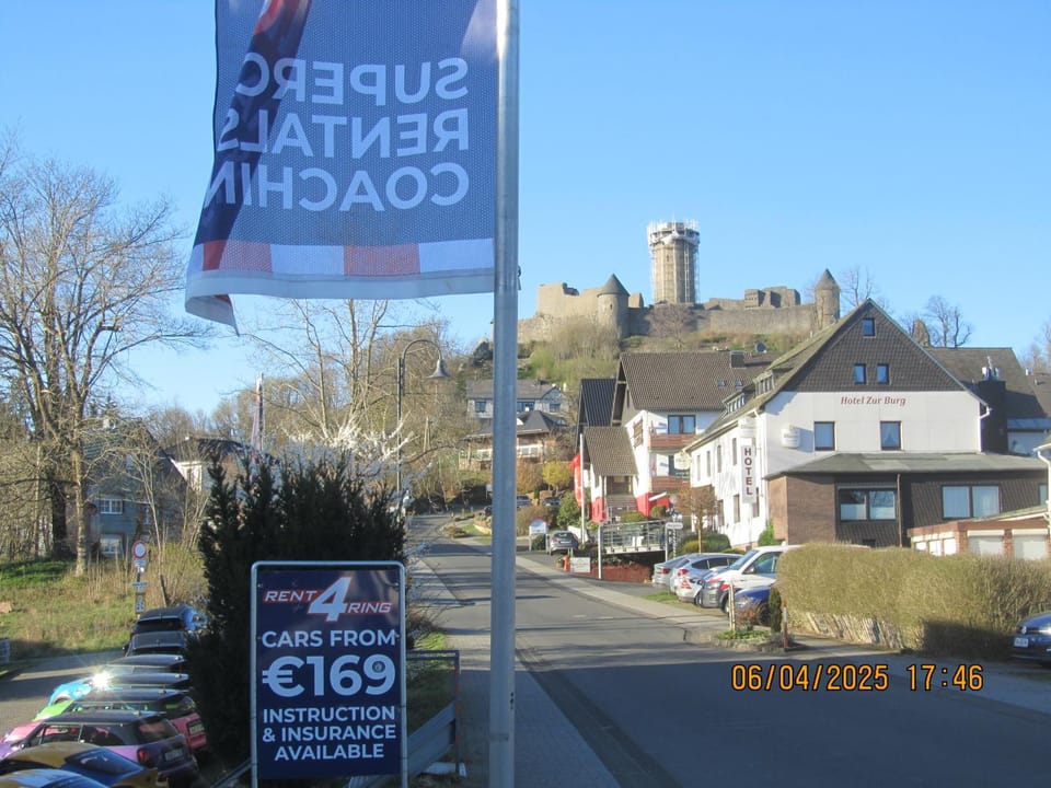 Nearby landmark, Neighbourhood