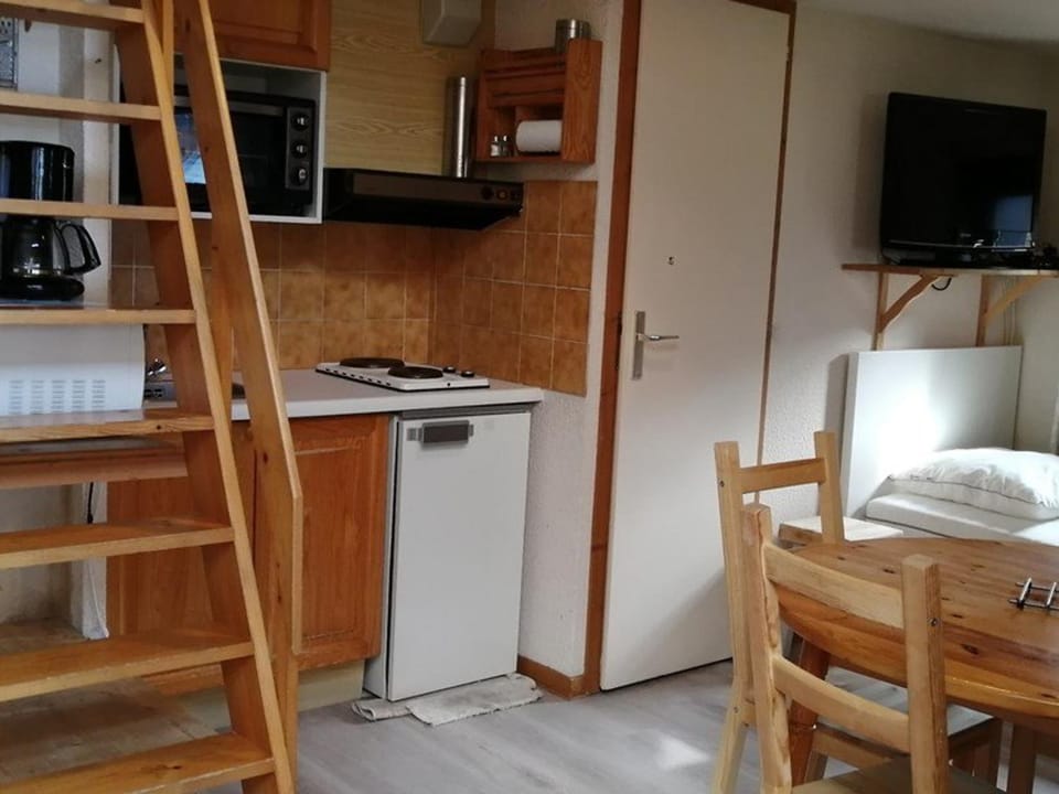 Duplex 1 Ch. au Centre de Saint-Jean-d'Aulps - FR-1-573-26 Apartment in Haute-Savoie