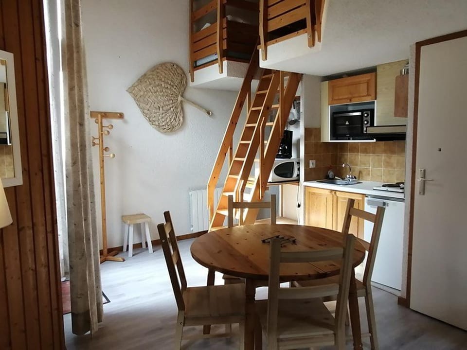 Duplex 1 Ch. au Centre de Saint-Jean-d'Aulps - FR-1-573-26 Apartment in Haute-Savoie