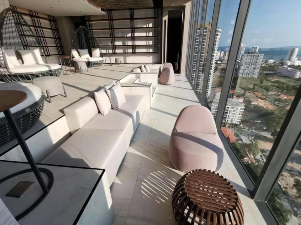 the andromeda condominium seaview Apartment in Pattaya City