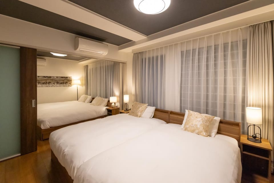 Bed, Bedroom, air conditioner