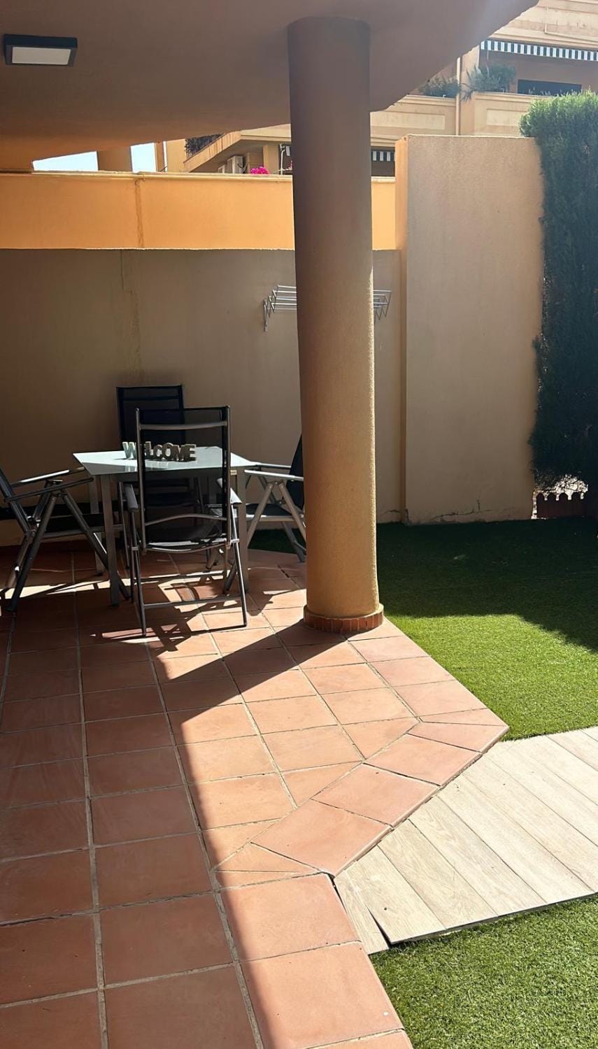 Patio, Garden, Dining area