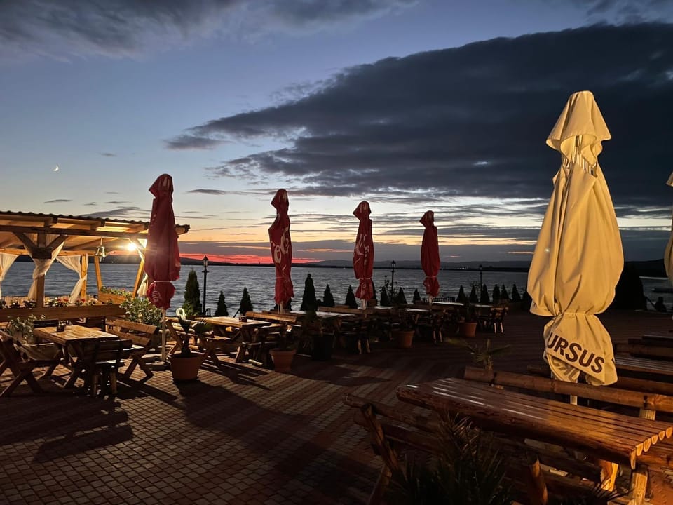 Pensiunea Danubio Bed and Breakfast in Serbia