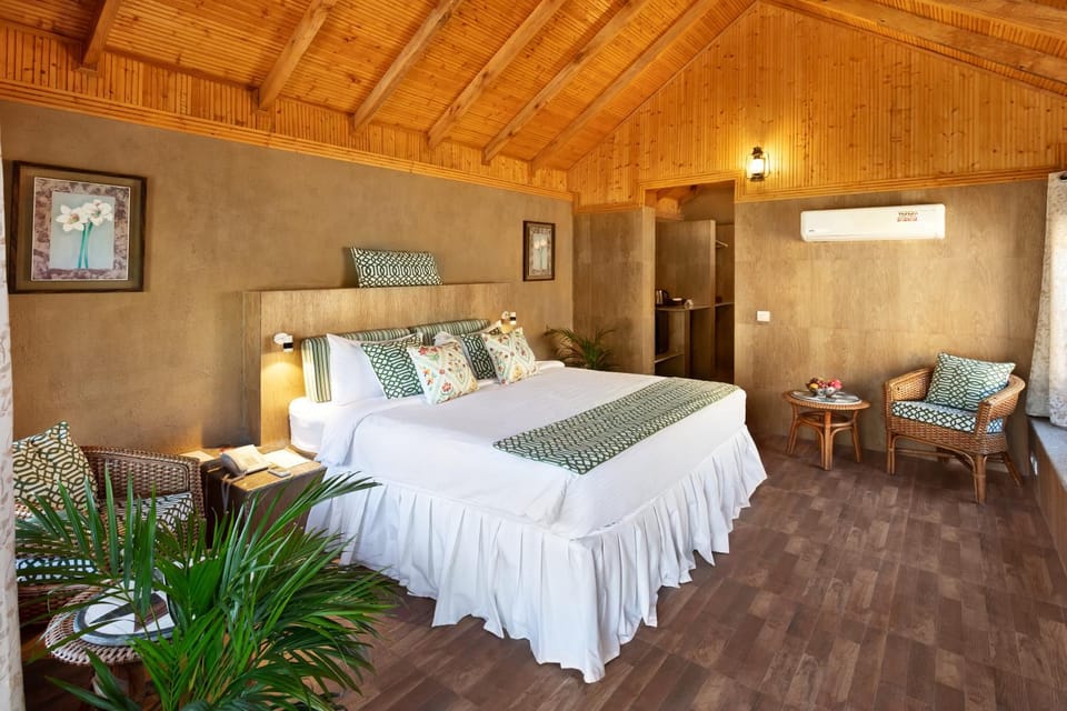 View (from property/room), Photo of the whole room, Bedroom