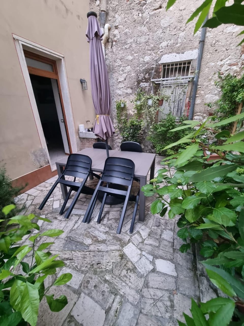 CASA MAIRA IN CENTRO A SATURNIA House in Saturnia