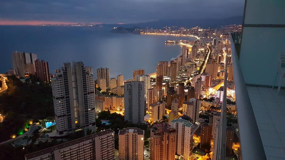 City view, Sea view