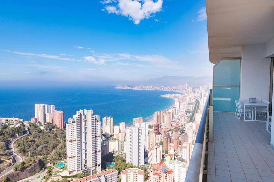 City view, Sea view