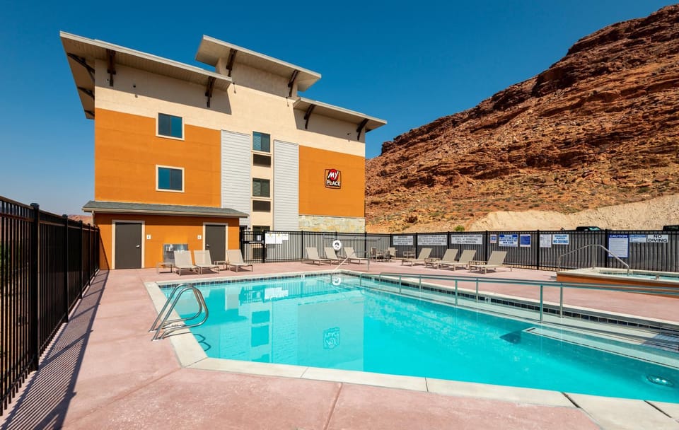 Natural landscape, Pool view, Swimming pool