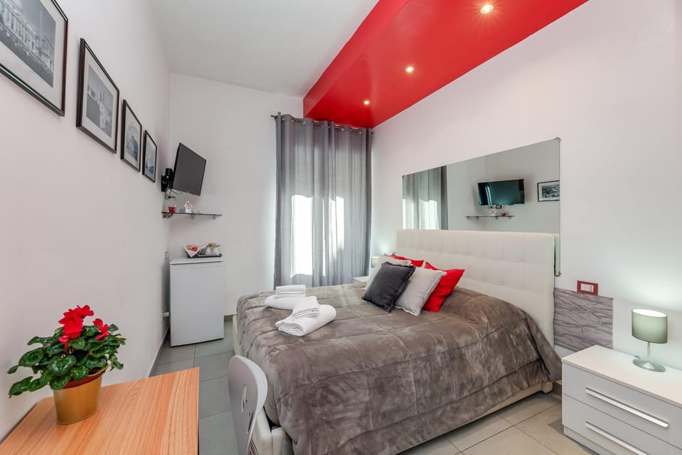 Bed, Photo of the whole room