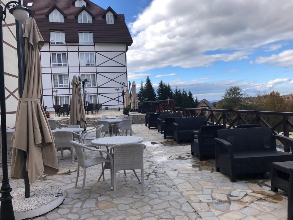 Apartman Dream,Kraljevi Čardaci, sa besplatnim parkingom u garazi Apartment in Serbia