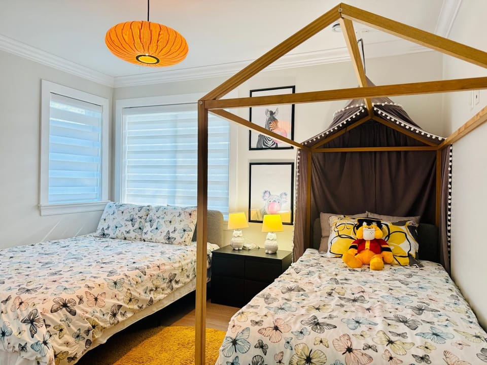 Bed, Bedroom
