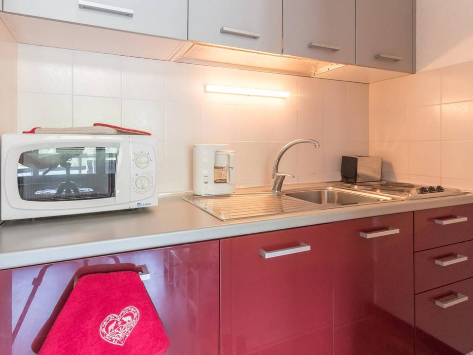 Studio au ski, 6e étage, parking, 2 pers, Montgenèvre - FR-1-330D-26 Apartment in Montgenèvre