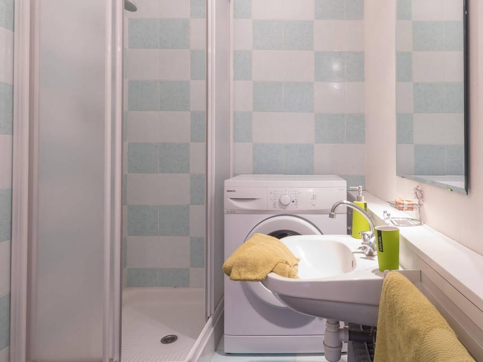 Studio au ski, 6e étage, parking, 2 pers, Montgenèvre - FR-1-330D-26 Apartment in Montgenèvre