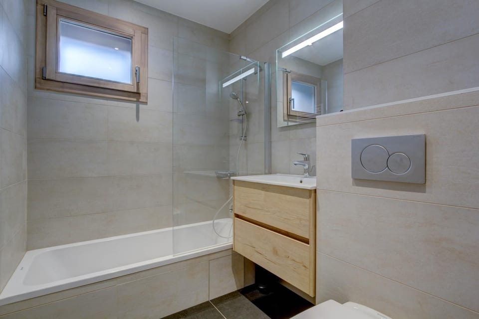 Shower, Bathroom, Bath