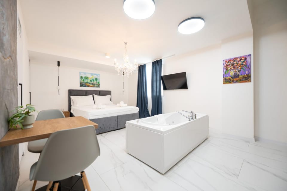 Bed, TV and multimedia, Living room, Bedroom