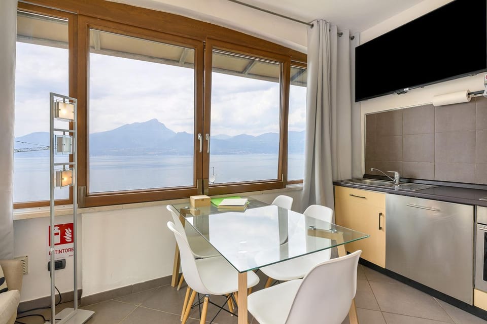 Residence La Mignon Oleandri Apartment in Torri del Benaco