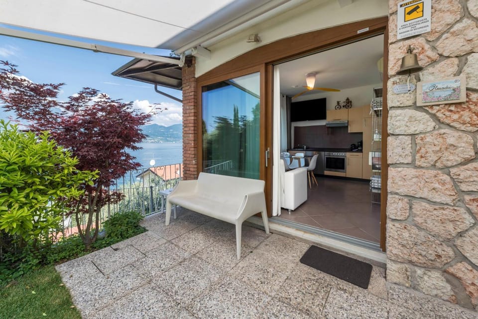 Residence La Mignon Oleandri Apartment in Torri del Benaco