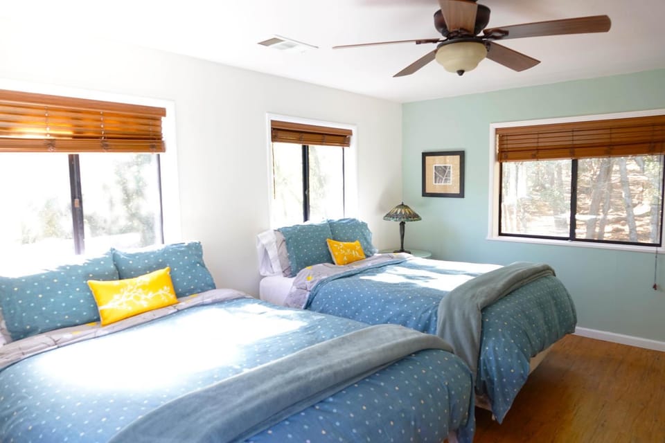Pine Hills Cabin in Julian Cabin in Southern California
