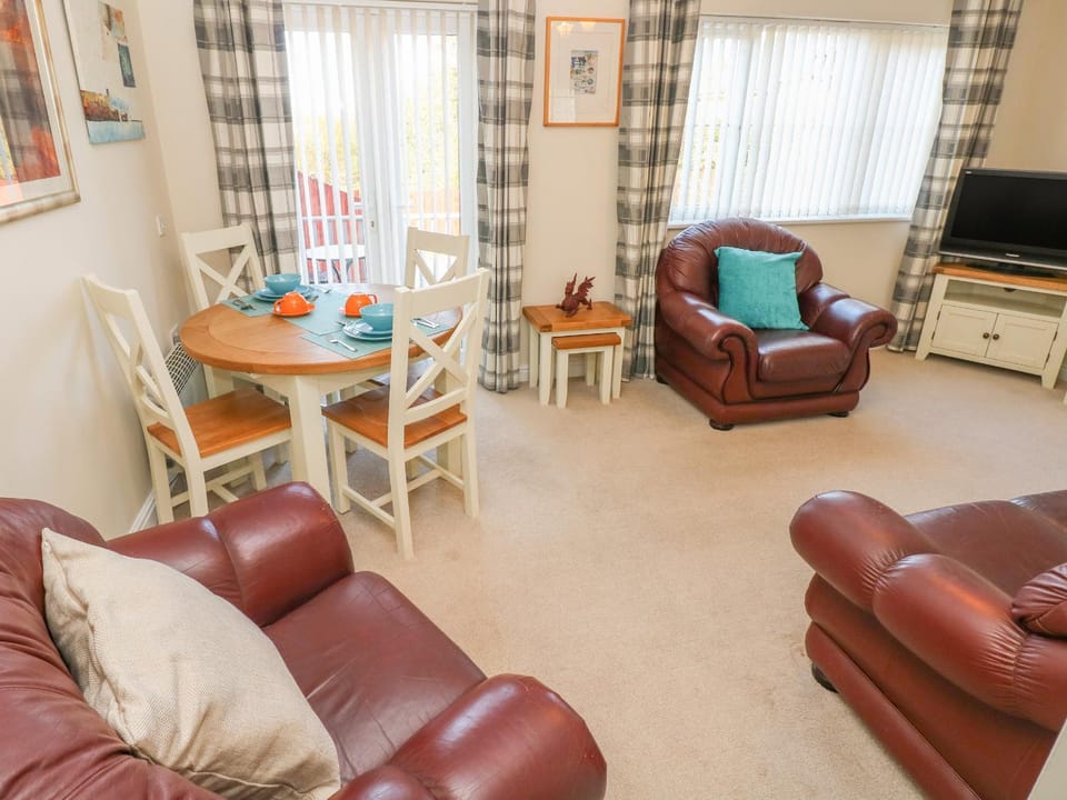 Ffau'r Ddraig House in Wales