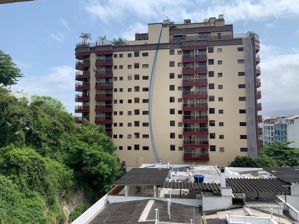 Balcony/Terrace, Street view