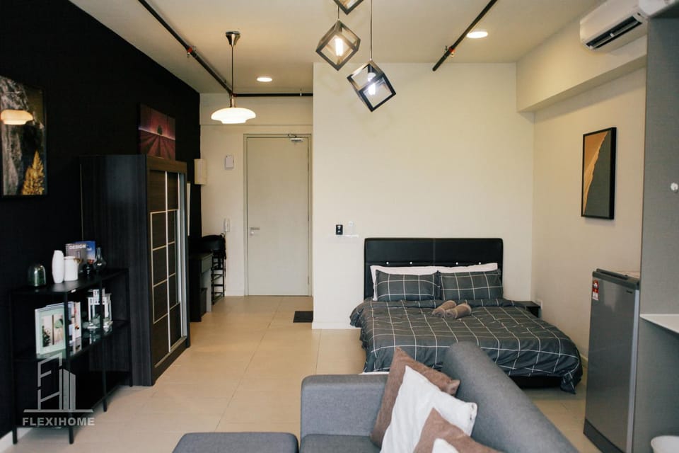 Living room, Photo of the whole room, Seating area, Bedroom