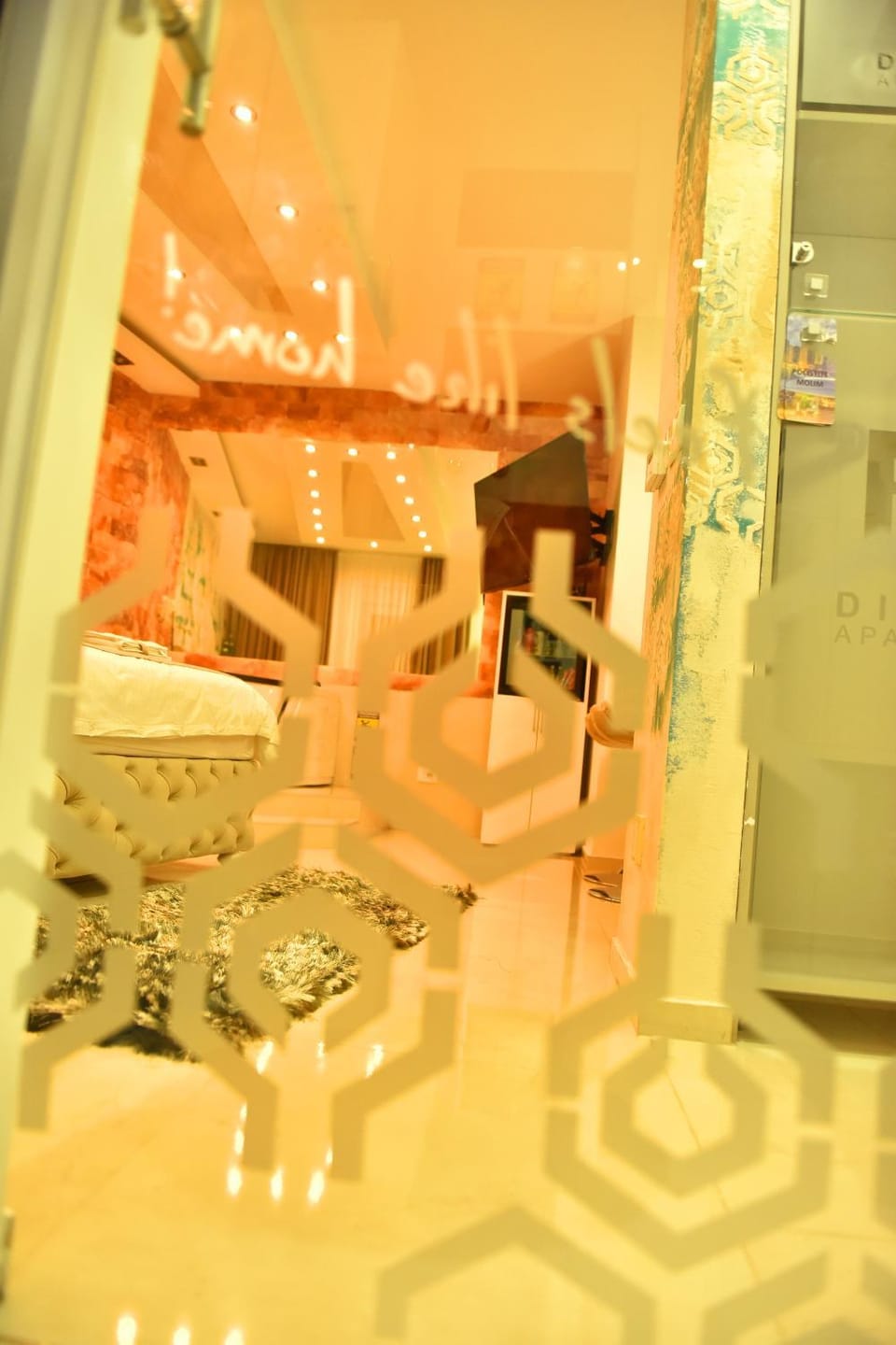 Shower, Bathroom, Kitchen or kitchenette, oven