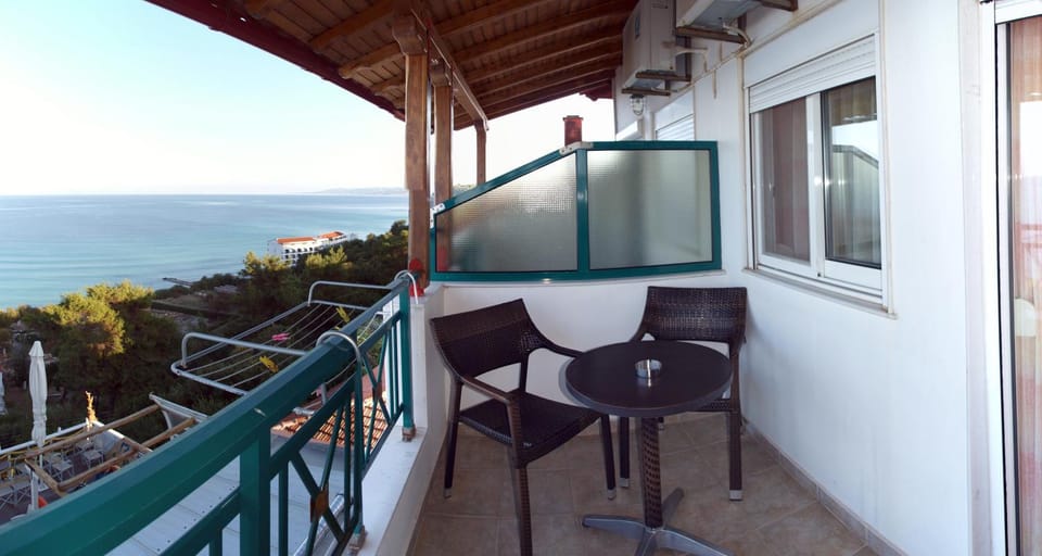 Day, Balcony/Terrace