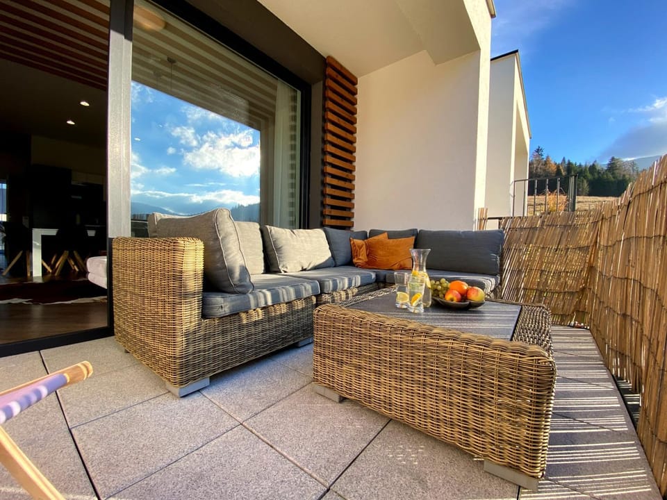 Patio, Summer, View (from property/room), Balcony/Terrace, Balcony/Terrace, Seating area, Drinks