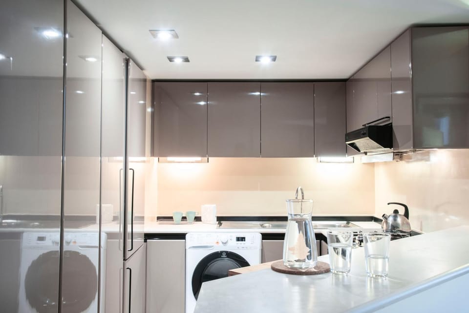 Kitchen or kitchenette, Lunch