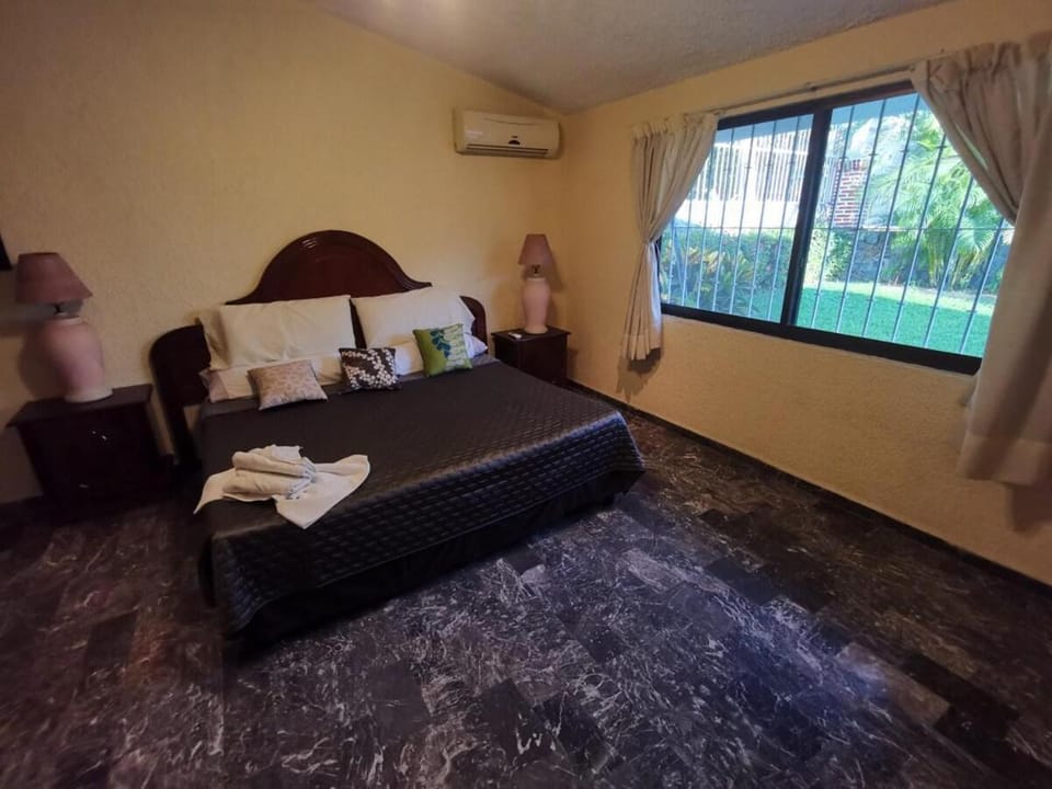 La Quinta de Don Hugo House in Ixtapa Zihuatanejo