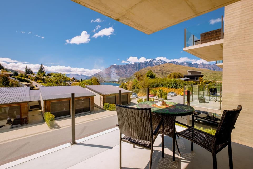 Brookside Gem - Modern 2 Bedroom Apartment Apartment in Queenstown
